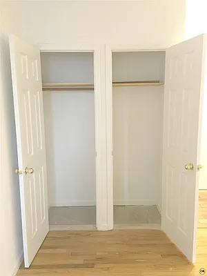 Rented by DSA Realty | media 18