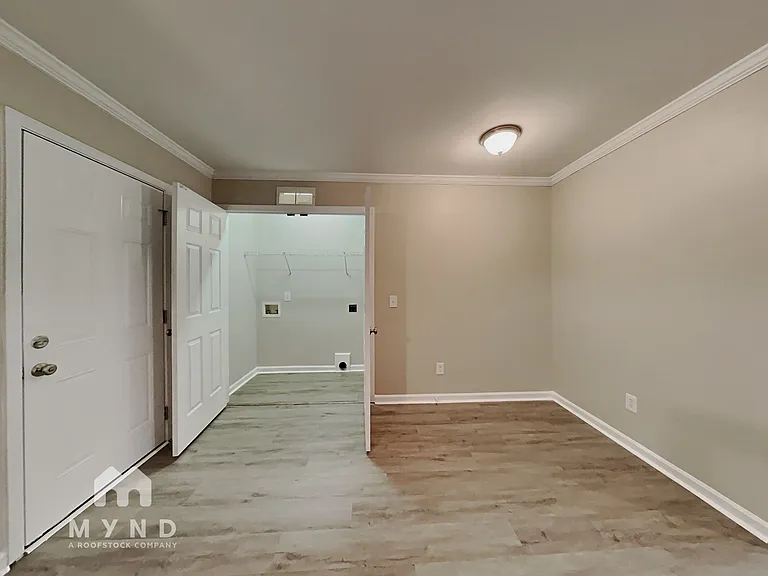 172 Saw Mill Dr — Photo 9
