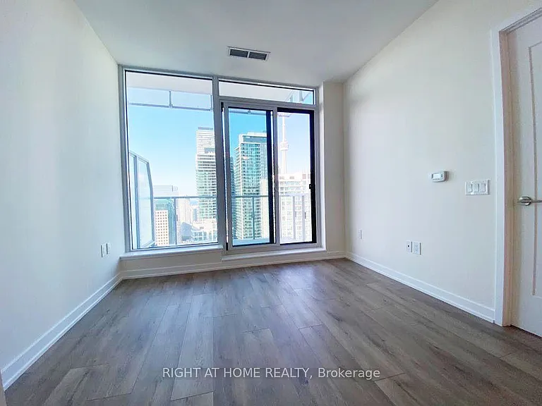 28 Freeland St #3403 — Photo 6