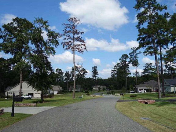 3rd image of 7001 Amber Lake Dr