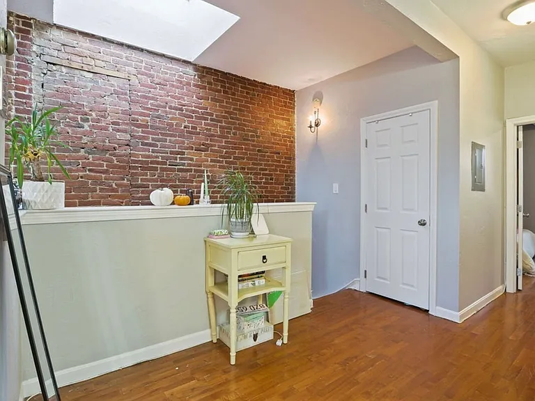 166 F St #4 — Photo 5