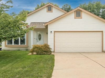 202 Lazy Hollow Ct, Saint Peters, MO, 63376