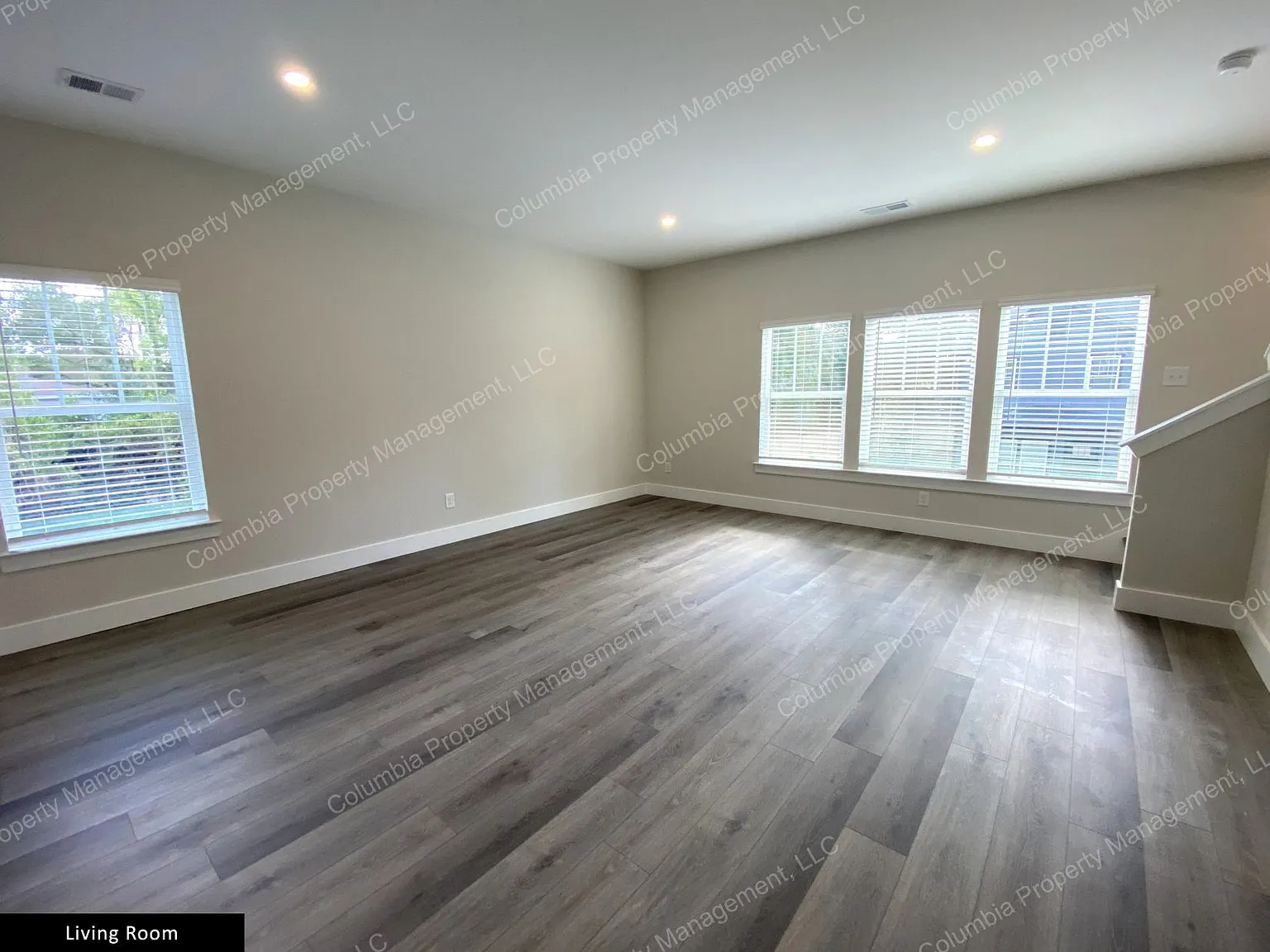 3 bed, 2.5 bath, 1626 sqft, $2,200 — Photo 4