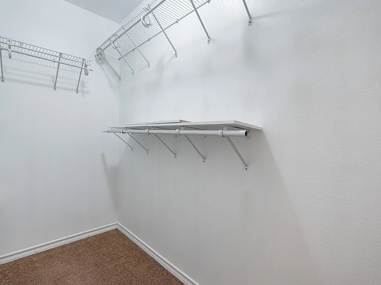 3910 Granite Peak Dr — Photo 10