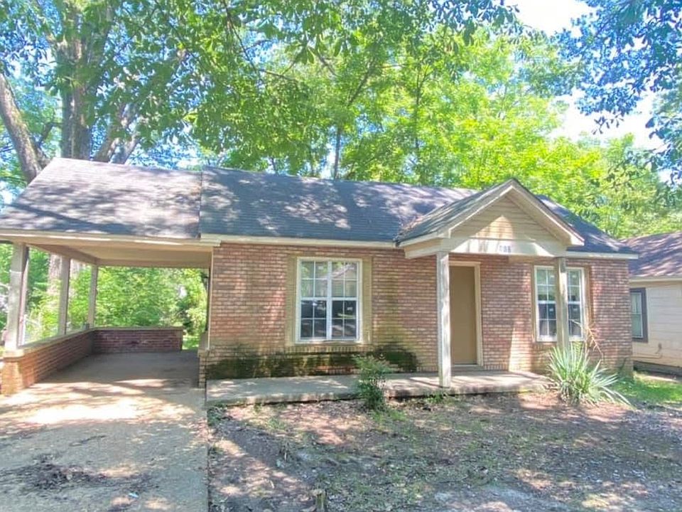 1st image of 208 S Highland Dr