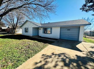 512 Mercury St, Altus, OK 73521