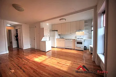 Rented by Metropolitan Realty