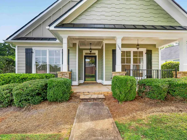 1081 Carriage Ridge Dr, Greensboro, GA 30642