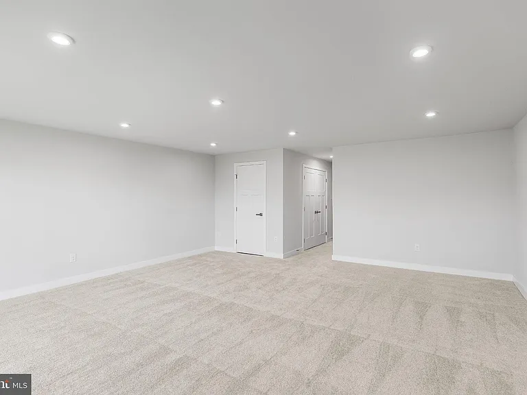 31 Sage Way — Photo 8