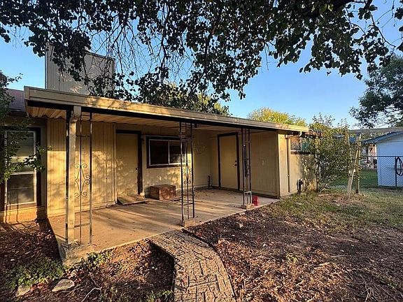 2nd image of 10638 GREEN ARBOR ST