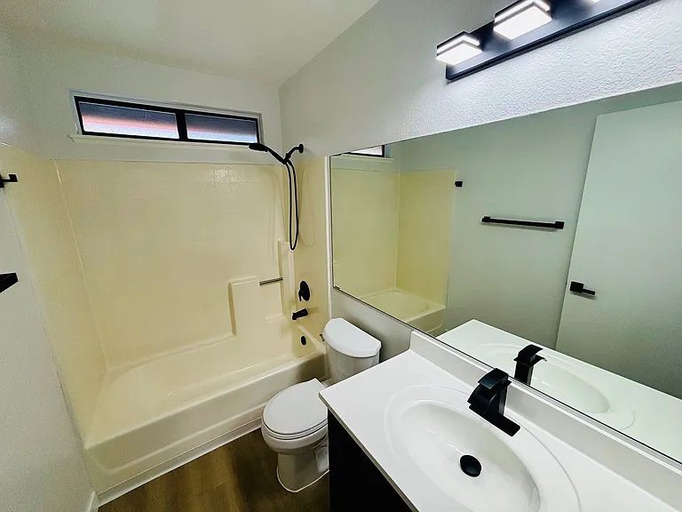 2730 W Avenue K4 — Photo 10