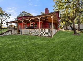 140 Dolly Dr, Mabank, TX 75156