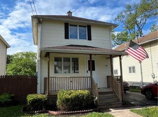 89 Price St, Lockport, NY 14094