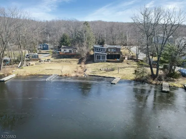 199 Lake Shore Dr, West Milford Twp., NJ 07421
