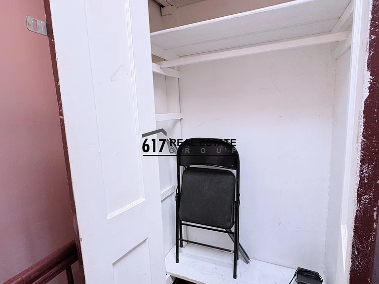235 E Eagle St #3 — Photo 12