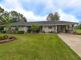 4900 Oak Ln, Orange, TX 77632