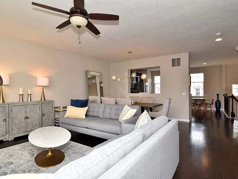 6470 Park Pointe Ct — Photo 10