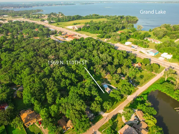 Groveport Dr, Grove, OK 74344
