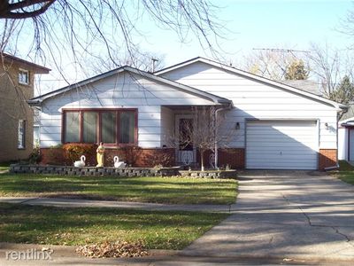 17944 Park Ave, Lansing, IL, 60438