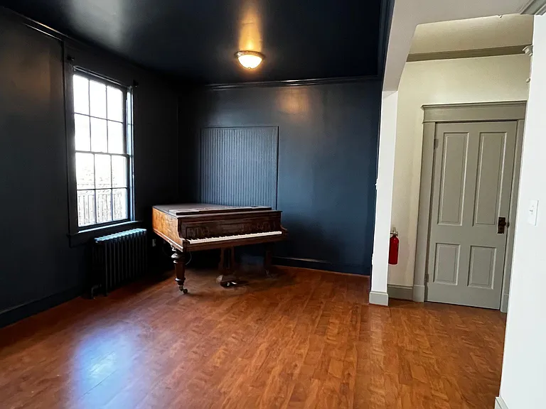 107 Walnut St — Photo 14