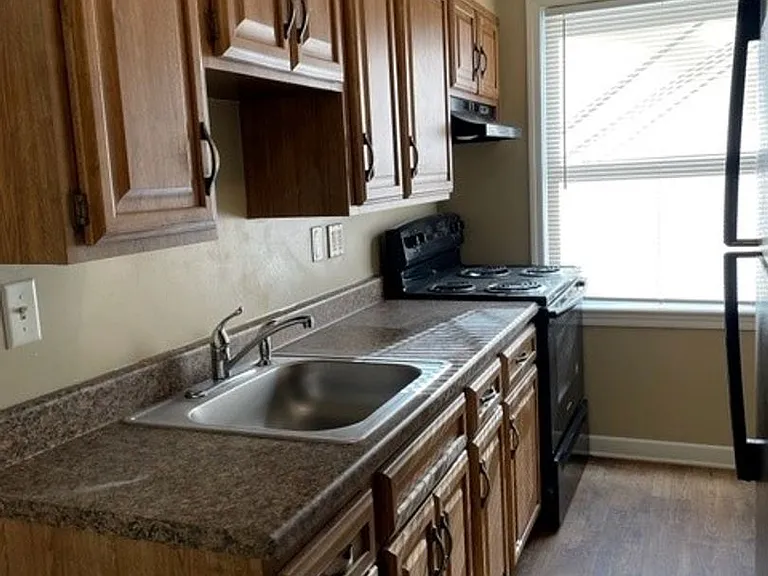 2335 Kensington St — Photo 5