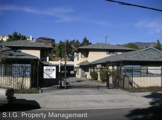 8815 Fenwick St, Sunland, CA 91040