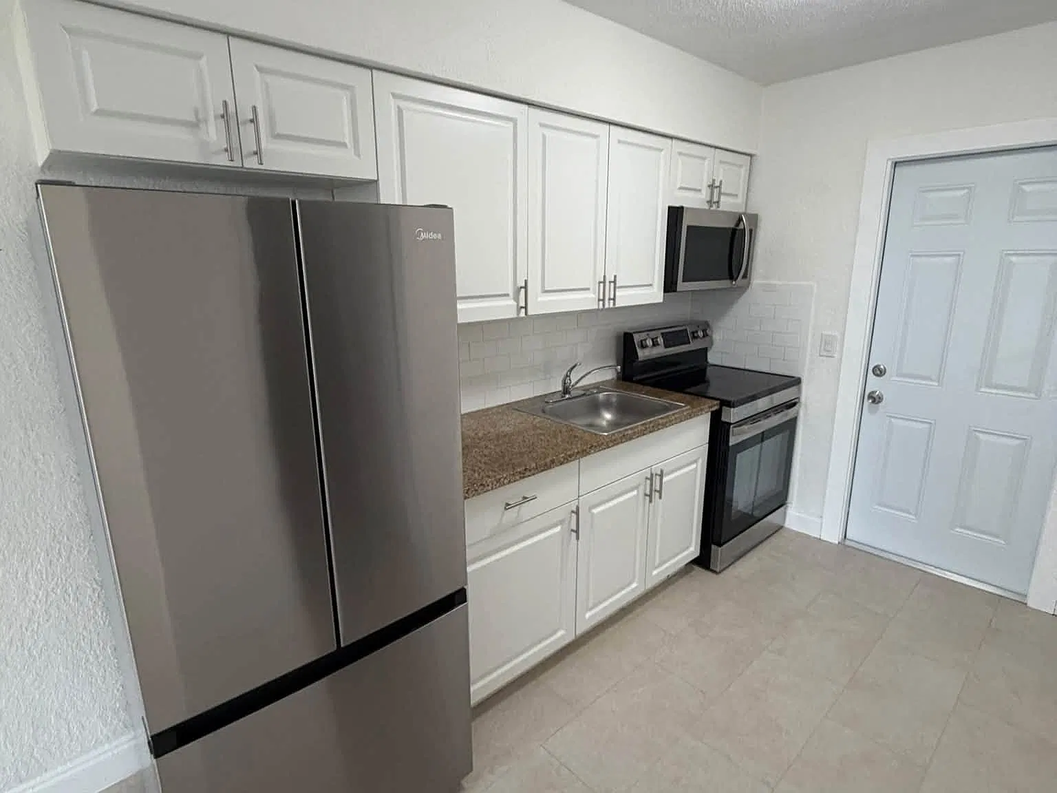 Studio, $1,695 — Photo 2