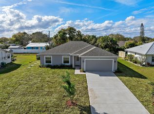 418 Easy Street, Sebastian, FL 32958