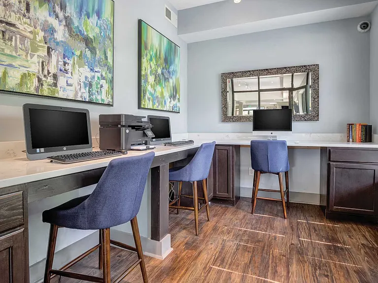 Carolina Point Apartments — Photo 18