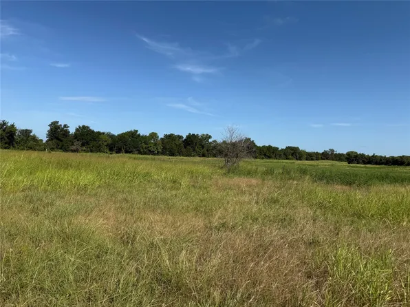 2 County Road 5045, Leonard, TX 75452