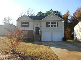 155 Goldleaf Dr, Hampton, GA 30228
