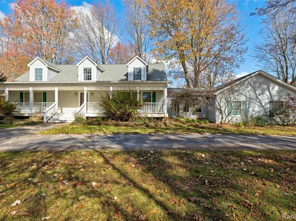 4830 Stanton Rd, Oxford, MI 48371