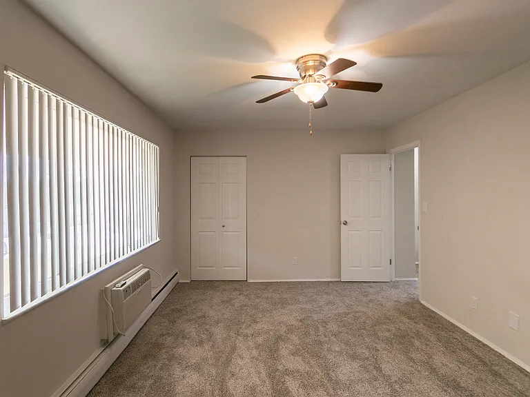 Colonial Ridge — Photo 127