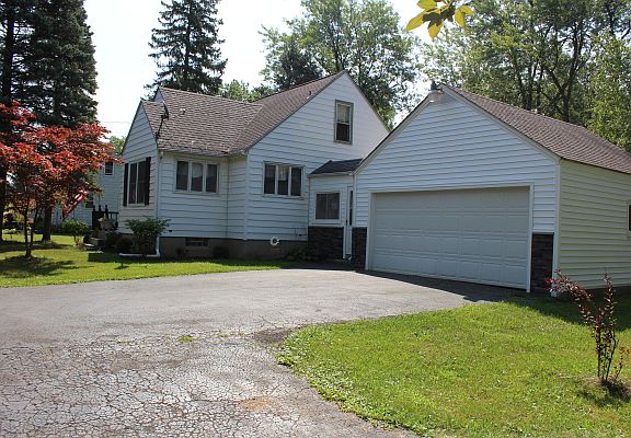 2nd image of 5051 William St