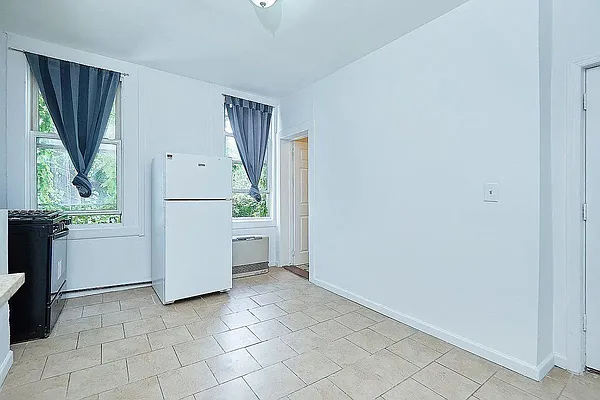 Rented by Brickview NYC Realty NYV LLC | media 3