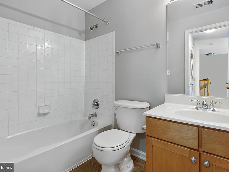 4455 Beacon Grove Cir #706A — Photo 15