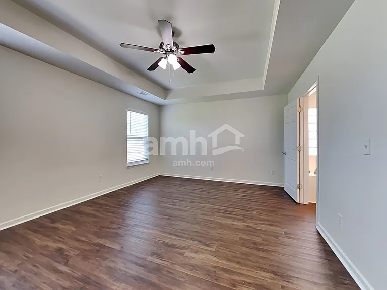 129 Charlesfort Way — Photo 9