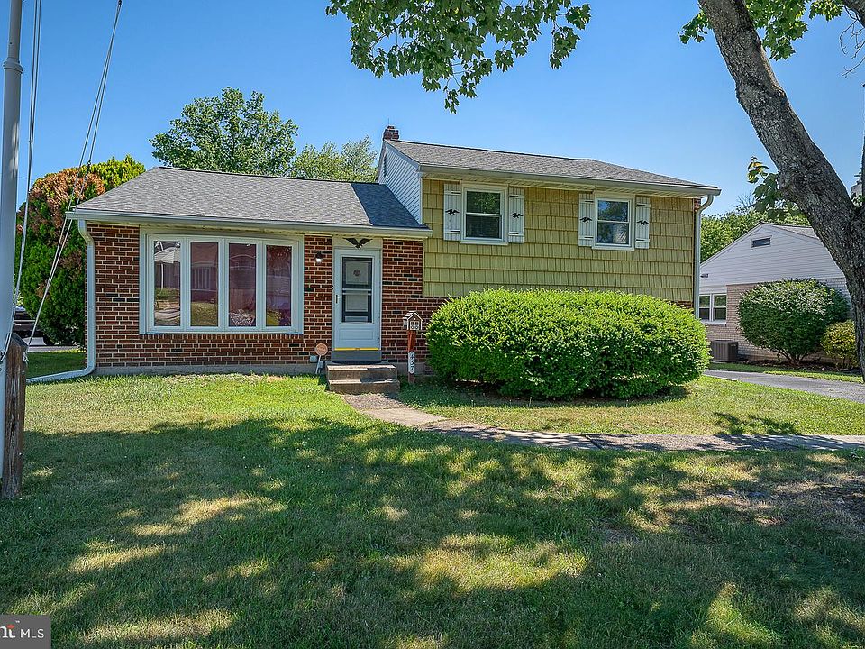 1st image of 437 Rittenhouse Cir
