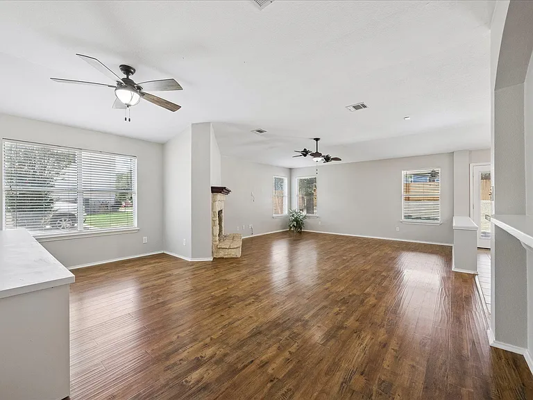 500 Millington Ln — Photo 17