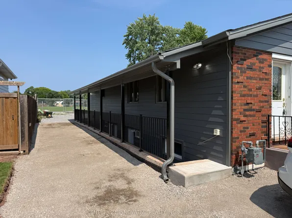541 Chamberlain Rd, Burlington, ON
