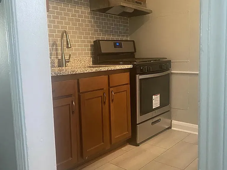 6137 Chinquapin Pkwy #2 — Photo 7