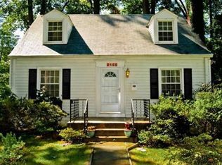 10400 Drumm Ave, Kensington, MD 20895