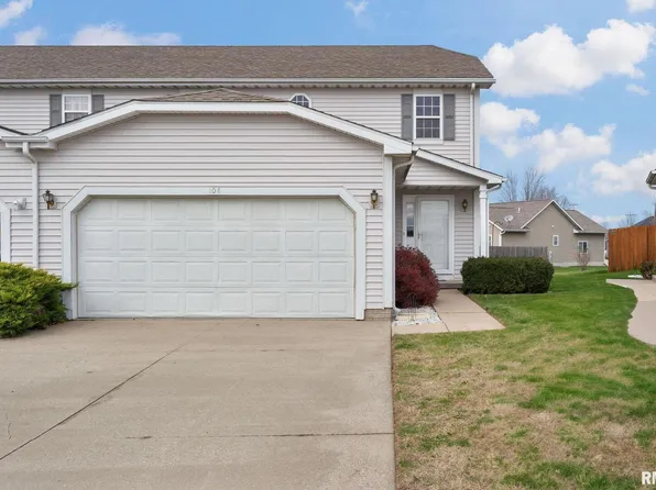 104 Stonebridge Ct, Colona, IL 61241