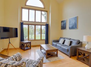 4155 Hagar Shore Rd, Coloma, MI 49038