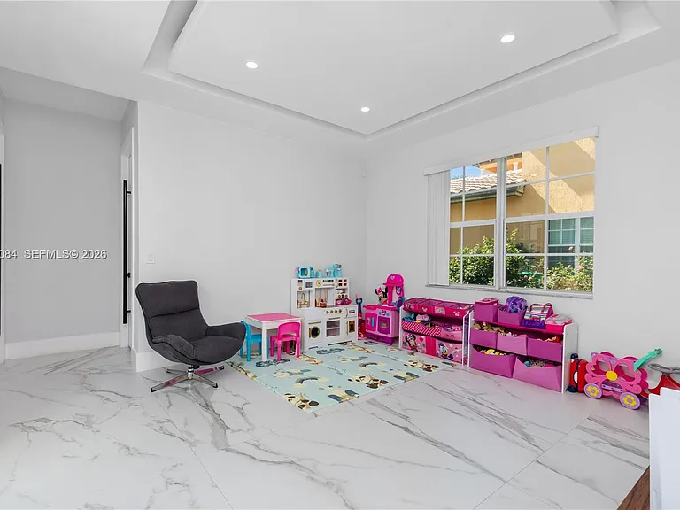 8072 NW 123rd Ter — Photo 37