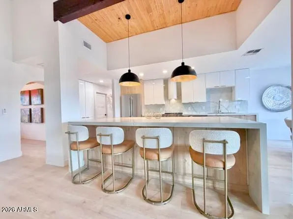 10208 N NICKLAUS Drive, Fountain Hills, AZ 85268