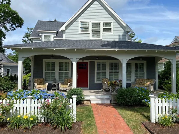 14 Poets Cor, Plymouth, MA 02360