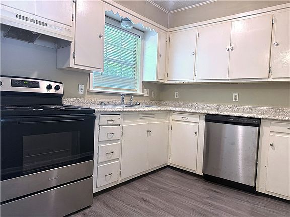 5th image of 1627 W Hefley St