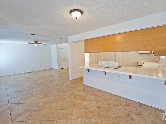 5th image of 6513 Pine View Dr