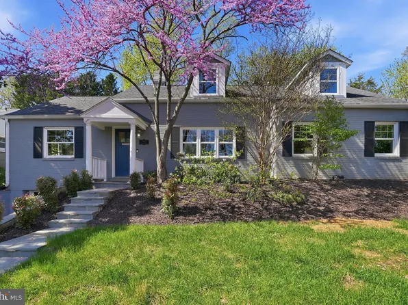 408 Skyhill Rd, Alexandria, VA 22314